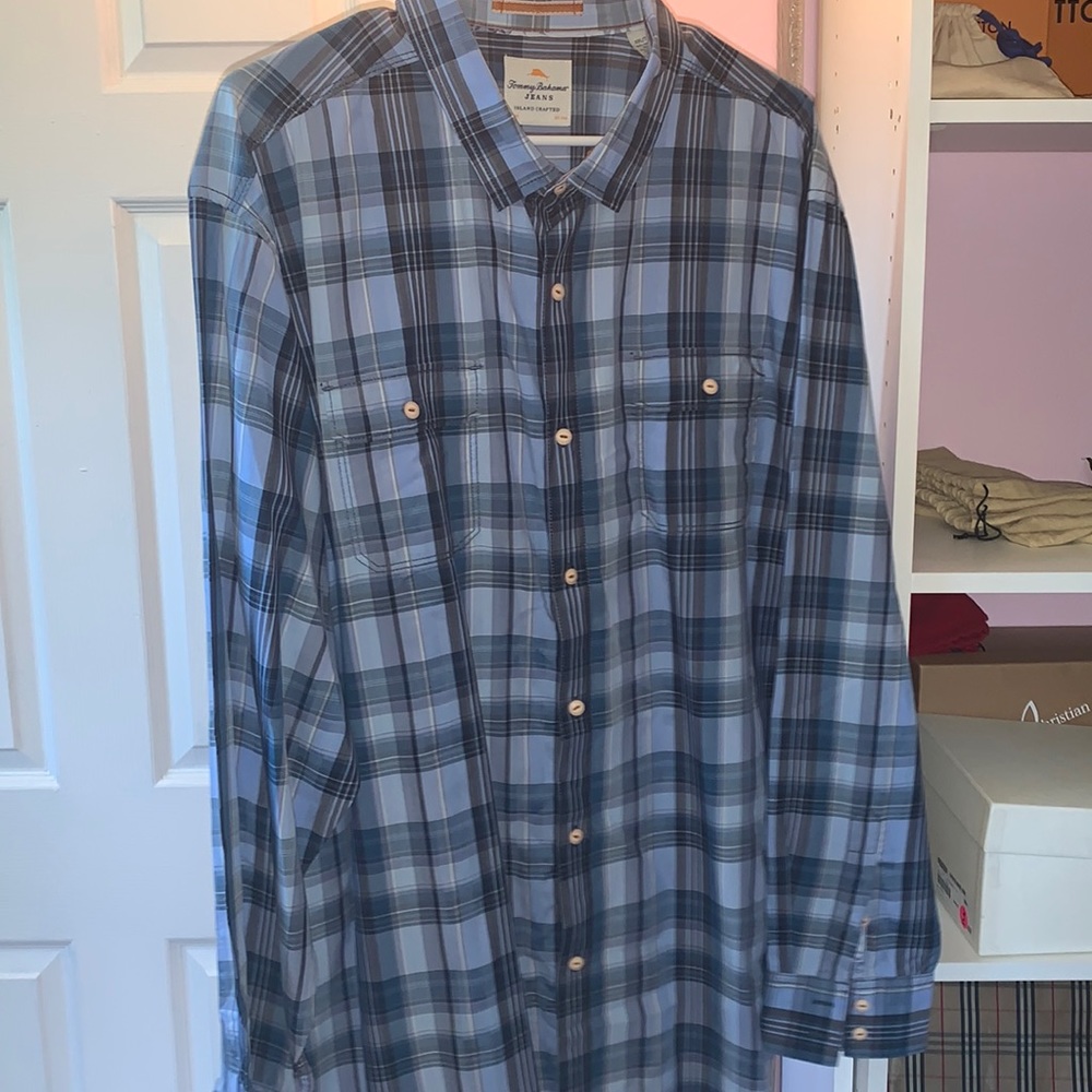 NWOT Tommy bahama button down shirt